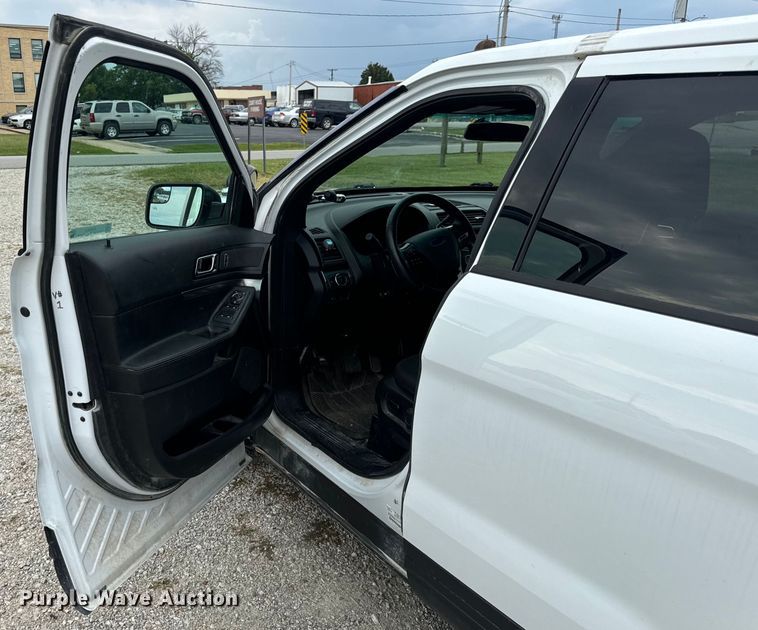 image for item EH6983 2017 Ford Explorer Police Interceptor SUV