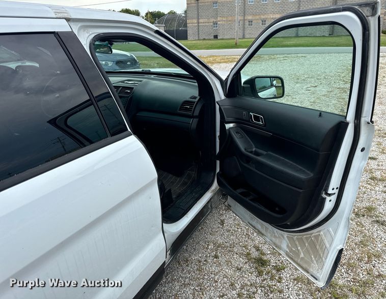 image for item EH6983 2017 Ford Explorer Police Interceptor SUV