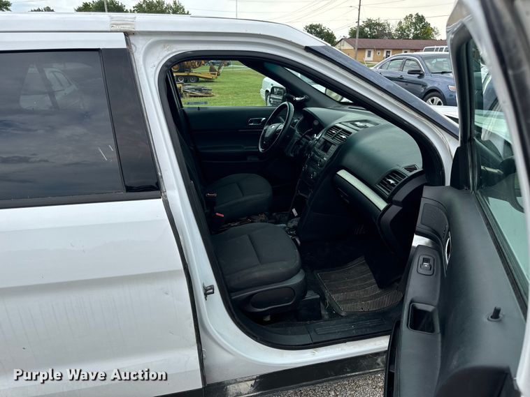 image for item EH6983 2017 Ford Explorer Police Interceptor SUV