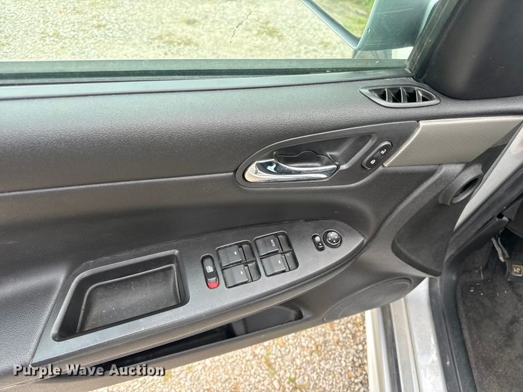 image for item EH6984 2012 Chevrolet  Impala Police 