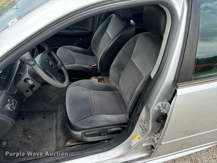 image for item EH6984 2012 Chevrolet  Impala Police 