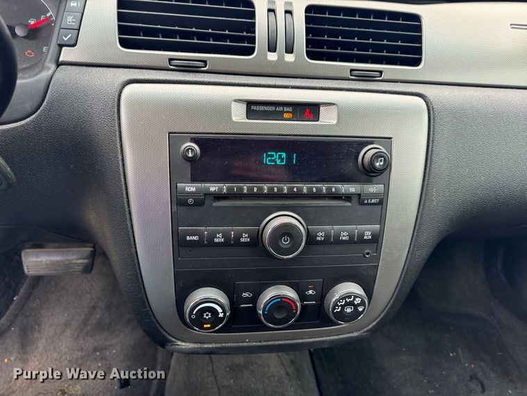 image for item EH6984 2012 Chevrolet  Impala Police 