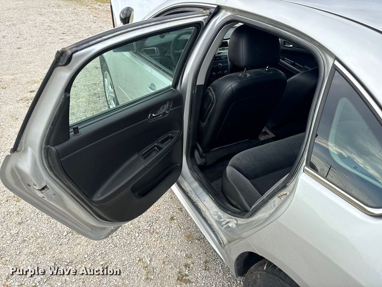 image for item EH6984 2012 Chevrolet  Impala Police 