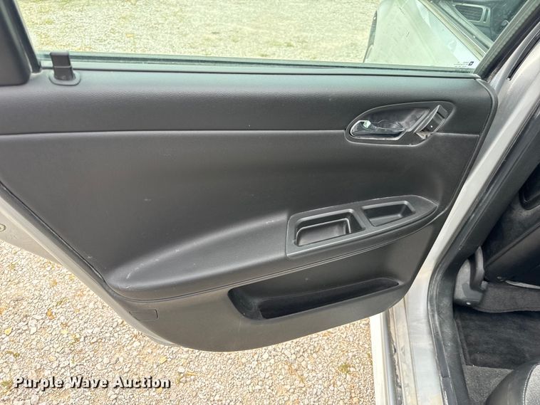 image for item EH6984 2012 Chevrolet  Impala Police 