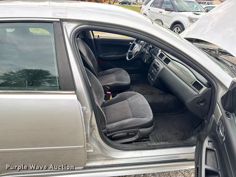 image for item EH6984 2012 Chevrolet  Impala Police 