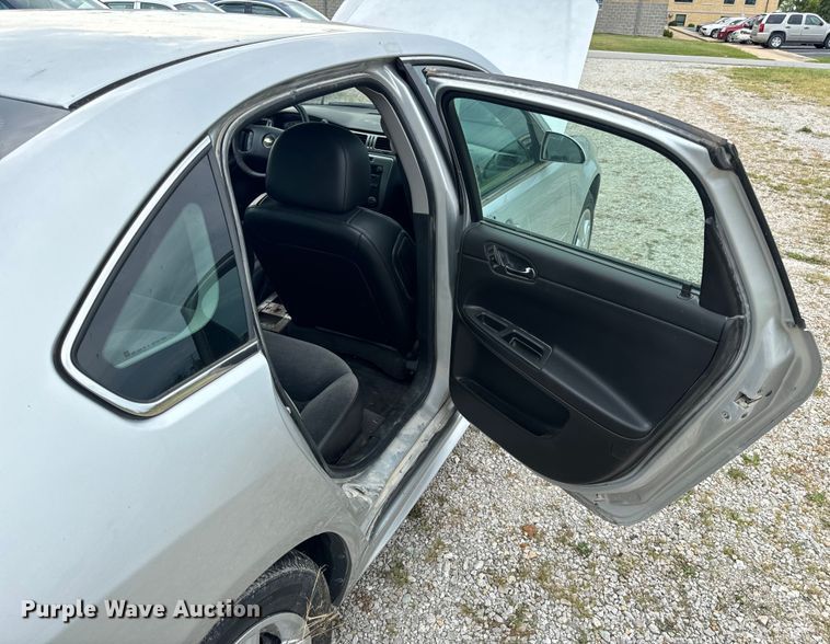 image for item EH6984 2012 Chevrolet  Impala Police 