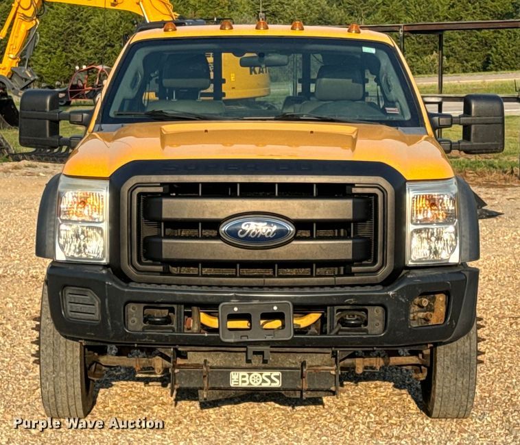image for item EH6994 2012 Ford F550 XL SuperCab flatbed truck