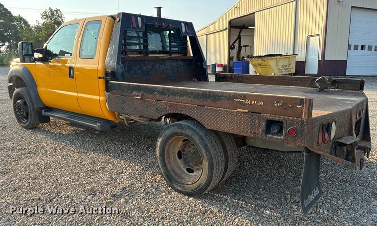 image for item EH6994 2012 Ford F550 XL SuperCab flatbed truck
