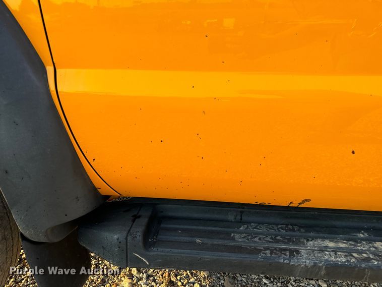 image for item EH6994 2012 Ford F550 XL SuperCab flatbed truck