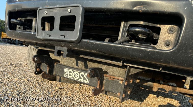 image for item EH6994 2012 Ford F550 XL SuperCab flatbed truck