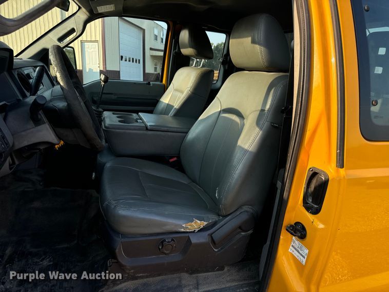 image for item EH6994 2012 Ford F550 XL SuperCab flatbed truck