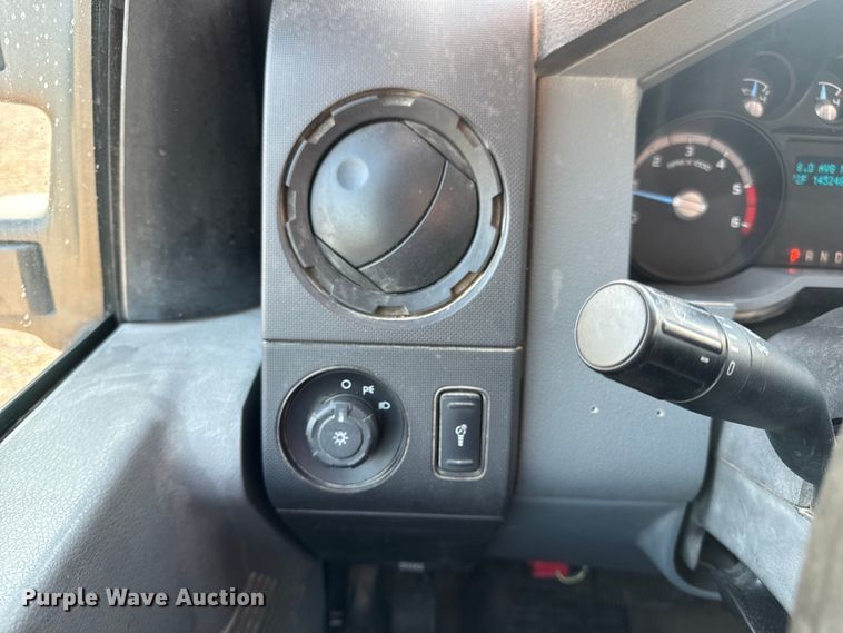 image for item EH6994 2012 Ford F550 XL SuperCab flatbed truck