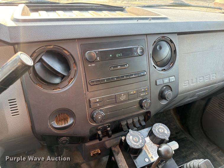 image for item EH6994 2012 Ford F550 XL SuperCab flatbed truck