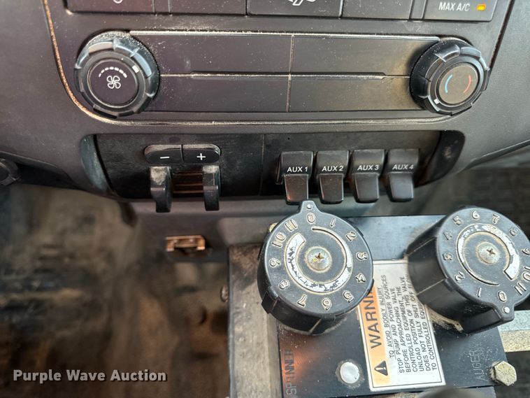 image for item EH6994 2012 Ford F550 XL SuperCab flatbed truck