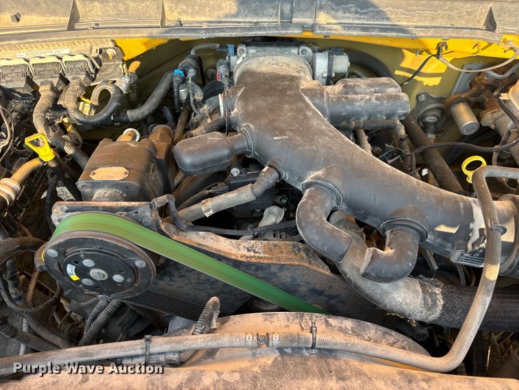 image for item EH6994 2012 Ford F550 XL SuperCab flatbed truck