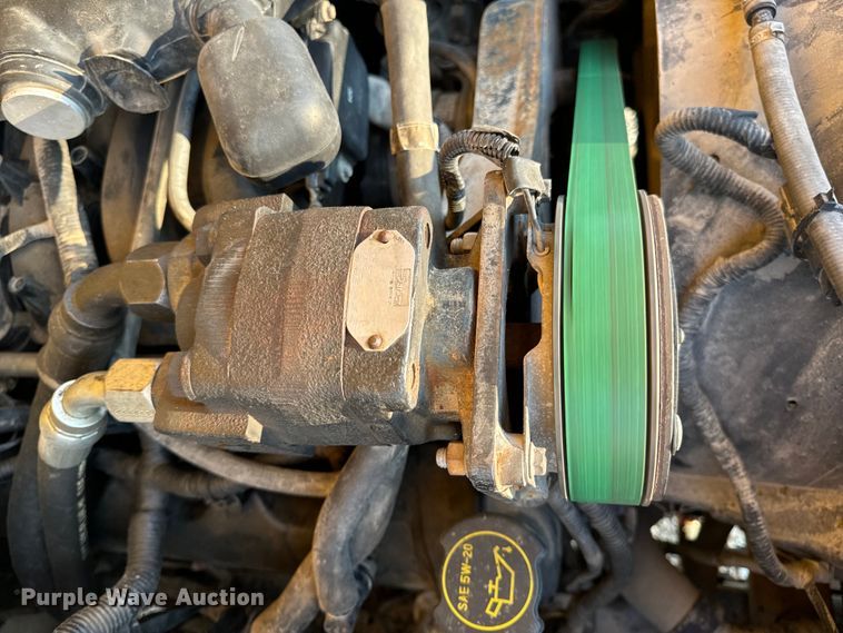 image for item EH6994 2012 Ford F550 XL SuperCab flatbed truck