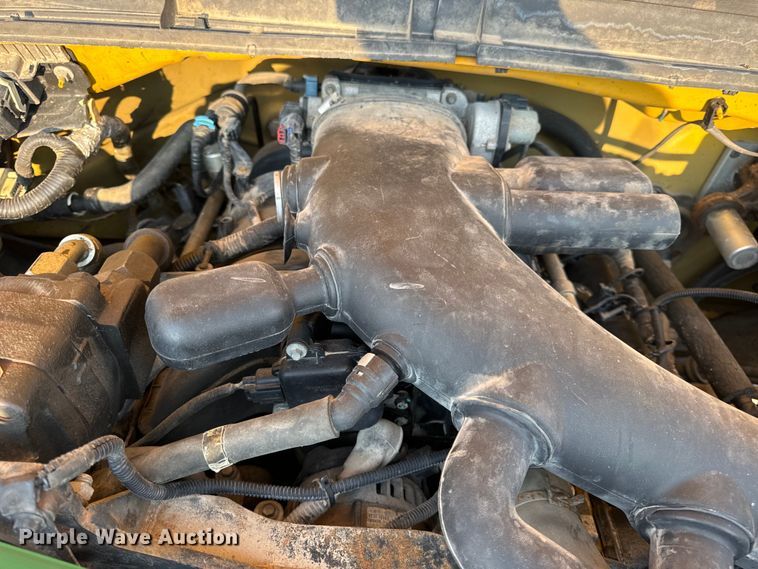 image for item EH6994 2012 Ford F550 XL SuperCab flatbed truck