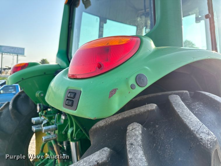 image for item EH6995 2010 John Deere 6430 Premium MFWD tractor