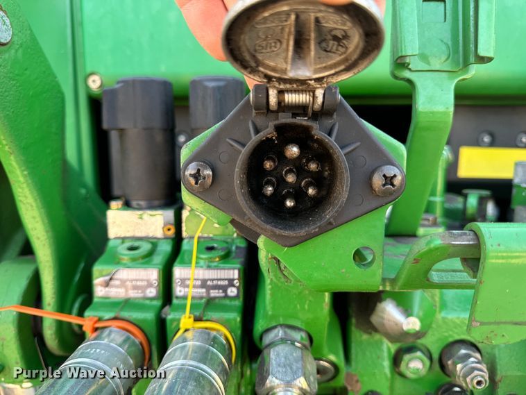 image for item EH6995 2010 John Deere 6430 Premium MFWD tractor