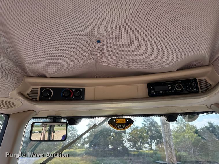 image for item EH6995 2010 John Deere 6430 Premium MFWD tractor