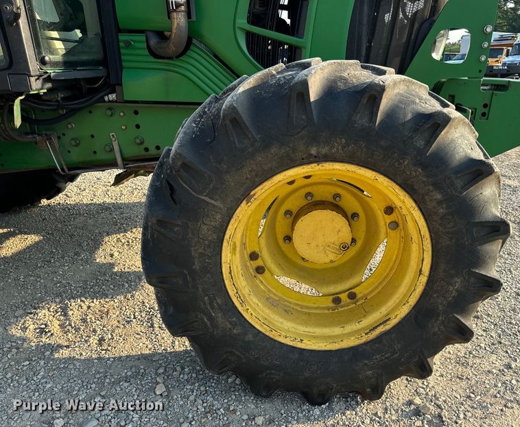 image for item EH6995 2010 John Deere 6430 Premium MFWD tractor