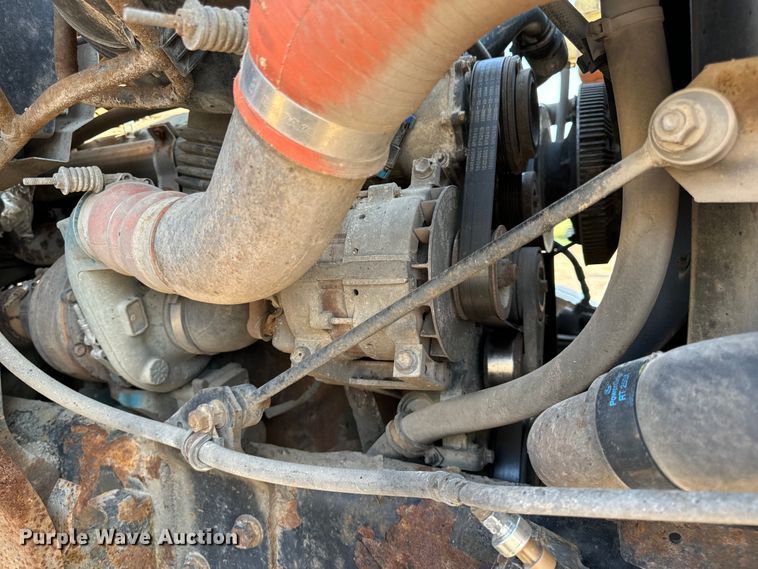 image for item EH6997 2006 International  7400  dump truck