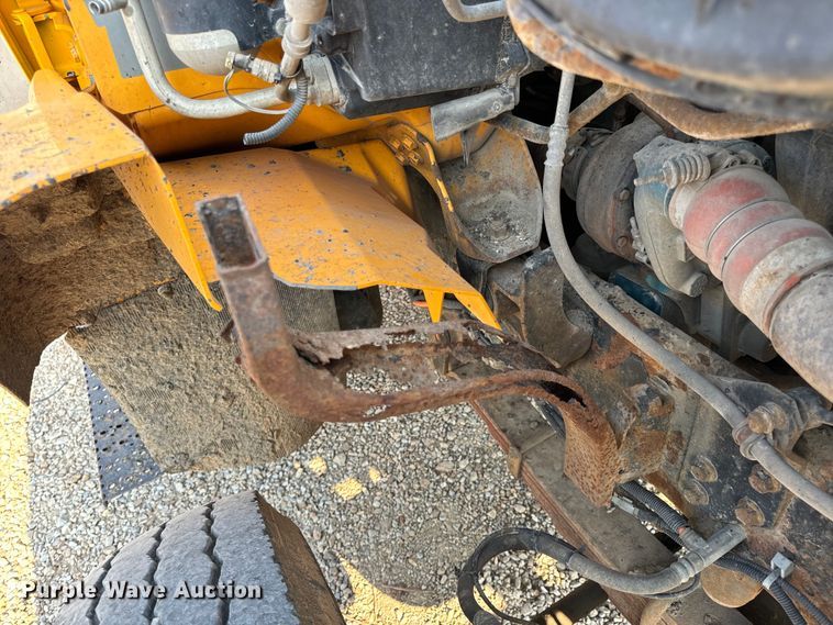 image for item EH6997 2006 International  7400  dump truck