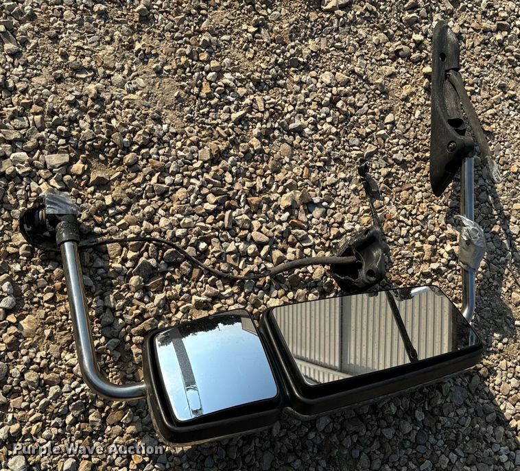 image for item EH6997 2006 International  7400  dump truck