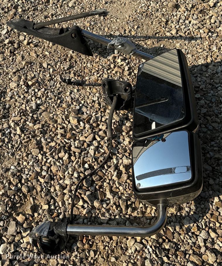 image for item EH6997 2006 International  7400  dump truck