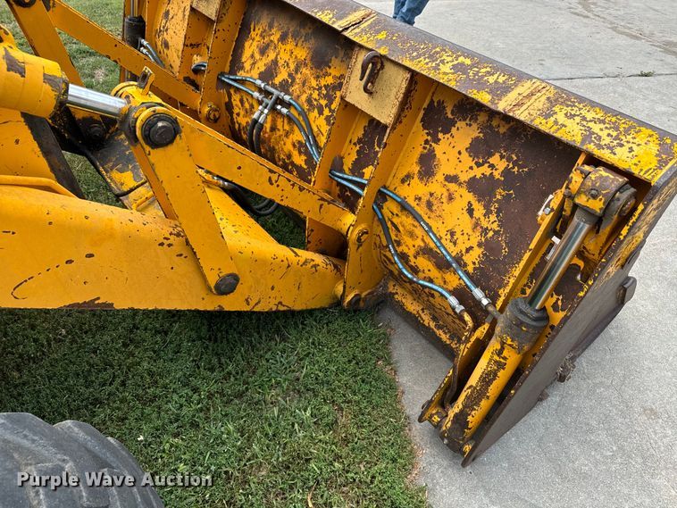 image for item EI4039 1988 JCB 1550B backhoe