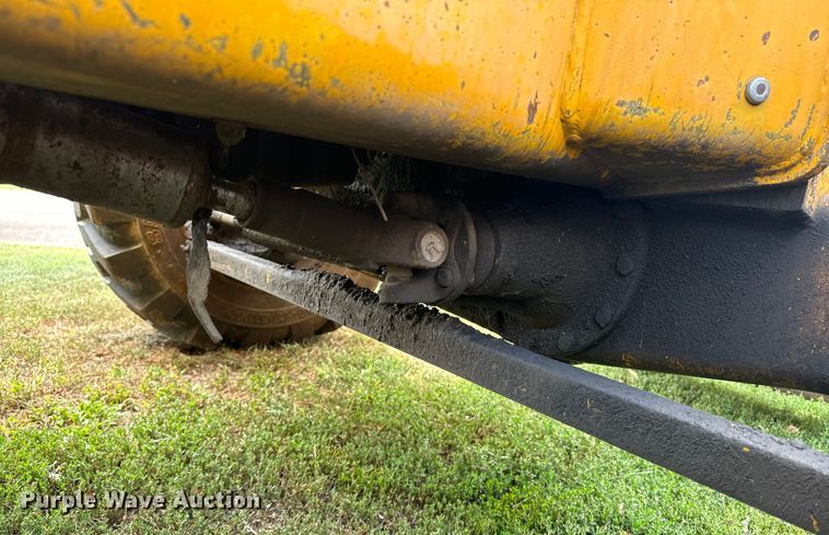 image for item EI4039 1988 JCB 1550B backhoe