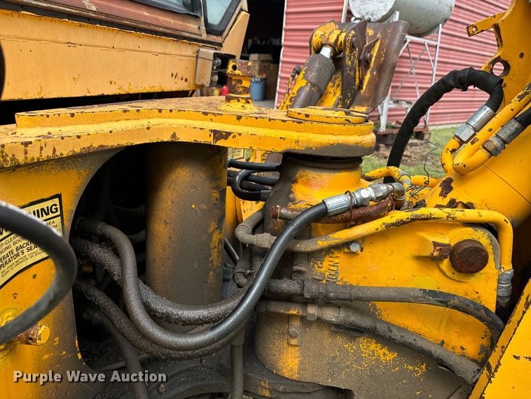 image for item EI4039 1988 JCB 1550B backhoe