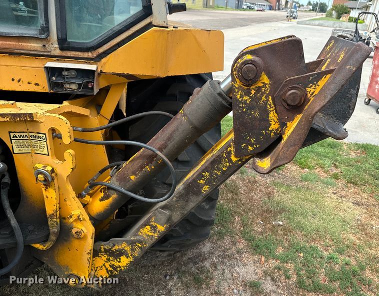 image for item EI4039 1988 JCB 1550B backhoe