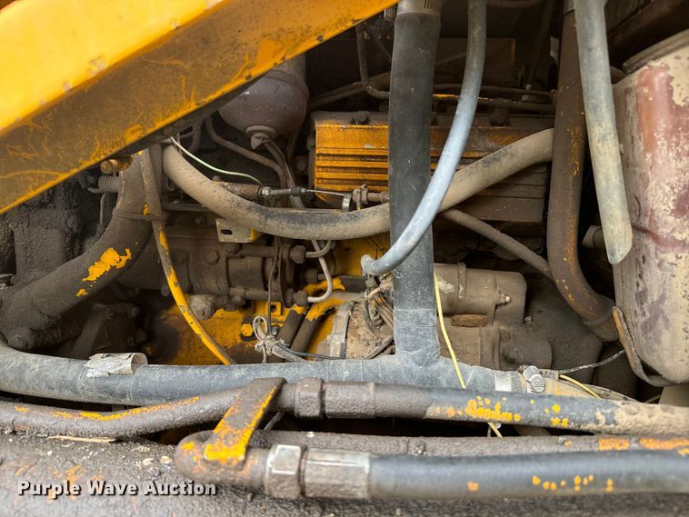 image for item EI4039 1988 JCB 1550B backhoe