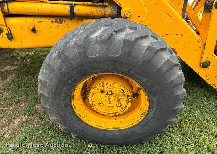 image for item EI4039 1988 JCB 1550B backhoe