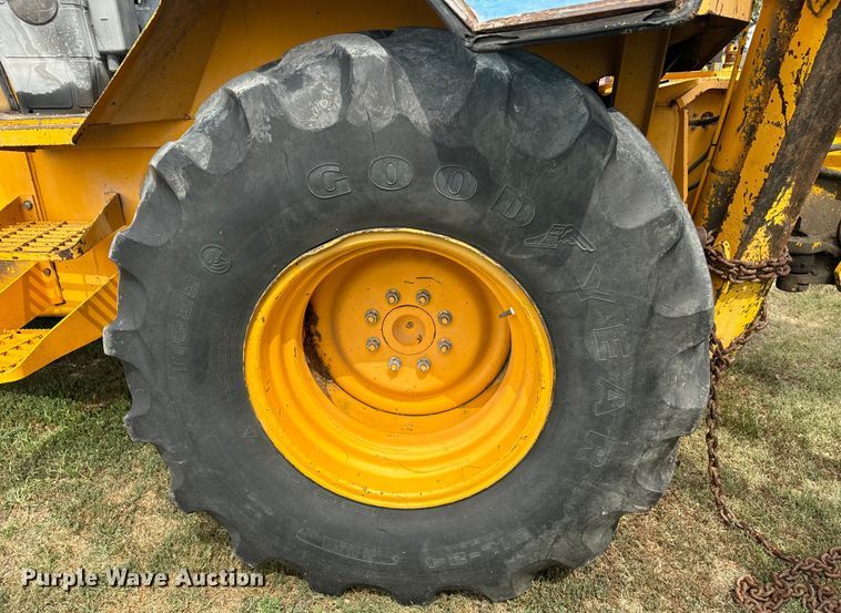 image for item EI4039 1988 JCB 1550B backhoe