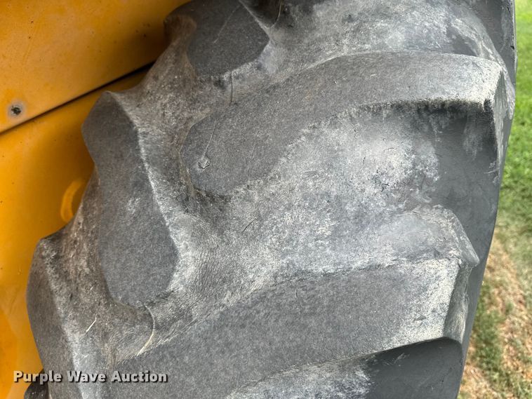 image for item EI4039 1988 JCB 1550B backhoe