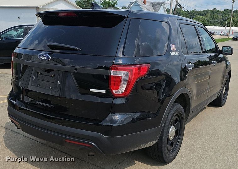 image for item EJ5766 2016 Ford  Explorer Police Interceptor SUV