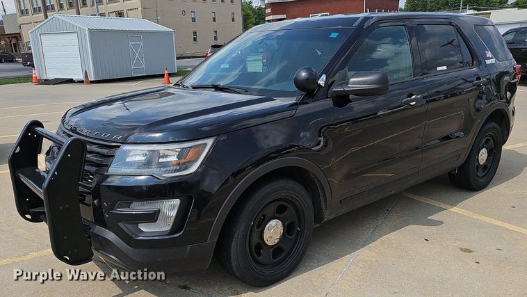 image for item EJ5766 2016 Ford  Explorer Police Interceptor SUV