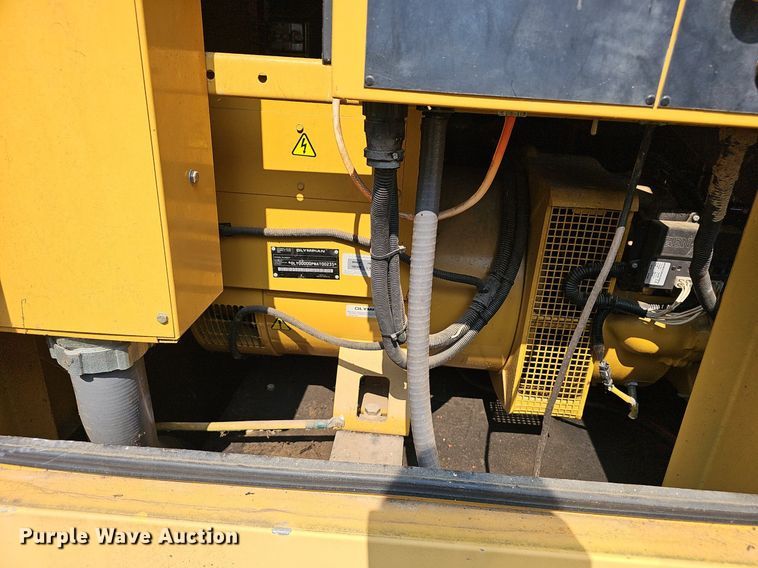 image for item EJ5784 2001 Olympian D125P1 generator