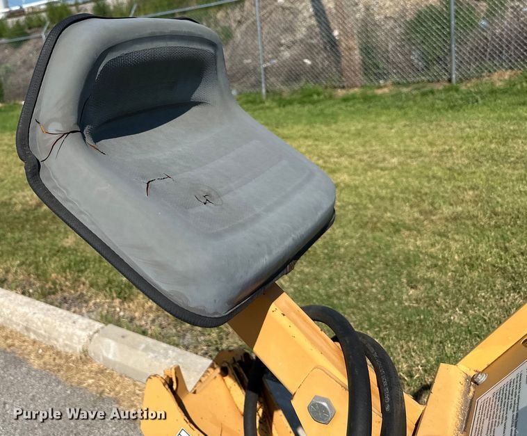 image for item EJ7090 Case D125 skid steer backhoe