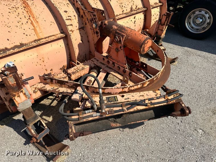 image for item EJ7091 Henke snow plow