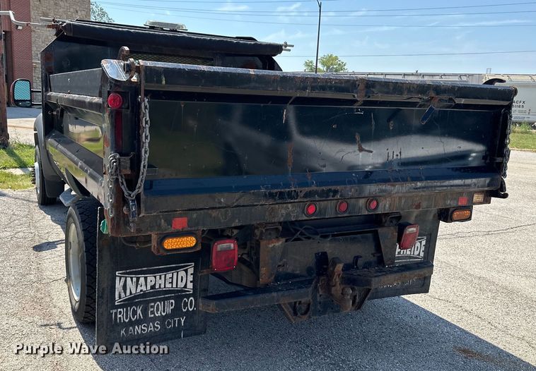 image for item EJ7094 2005 Ford F450 Super Duty XL dump truck