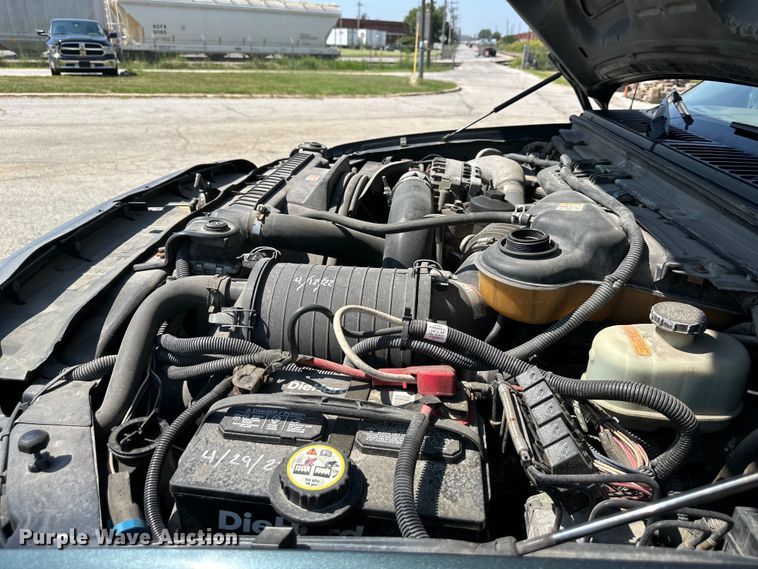 image for item EJ7094 2005 Ford F450 Super Duty XL dump truck