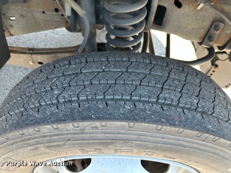 image for item EJ7094 2005 Ford F450 Super Duty XL dump truck