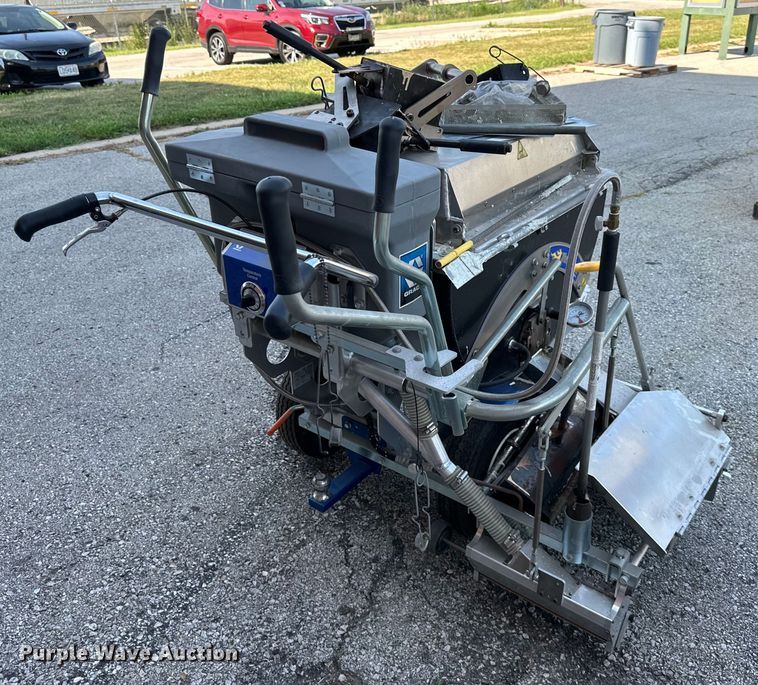 image for item EJ7103 Graco  Thermolazer Promelt striping machine 