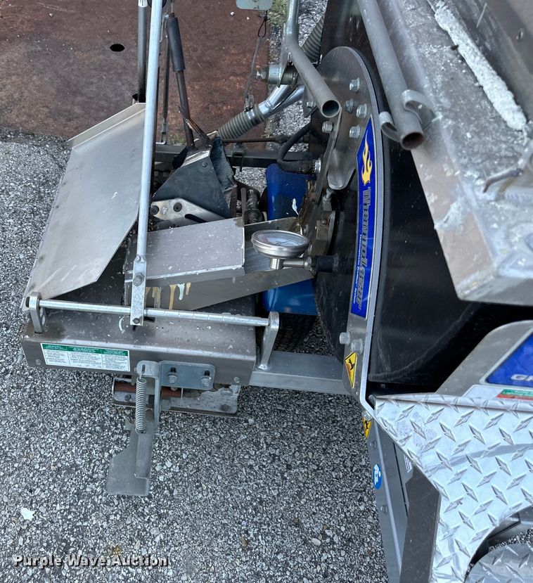 image for item EJ7103 Graco  Thermolazer Promelt striping machine 