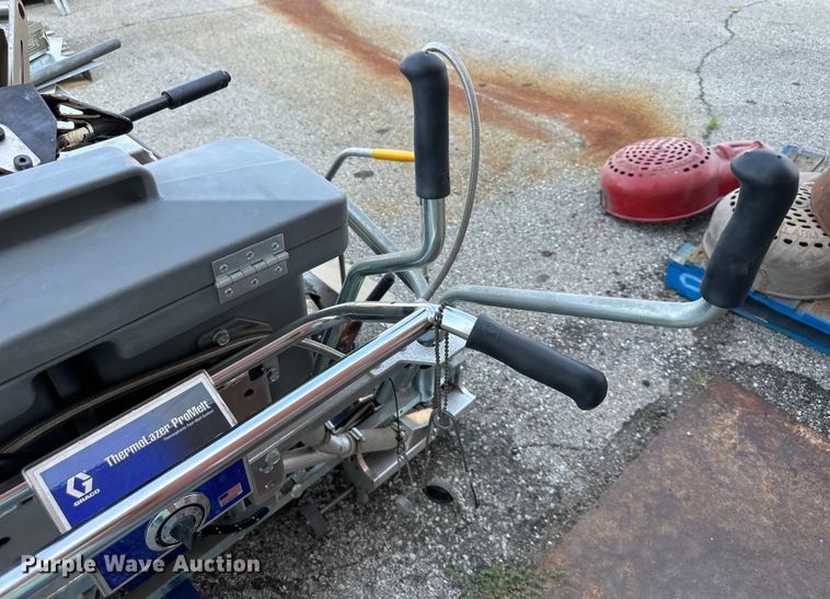 image for item EJ7103 Graco  Thermolazer Promelt striping machine 
