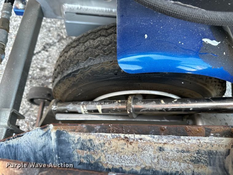 image for item EJ7103 Graco  Thermolazer Promelt striping machine 