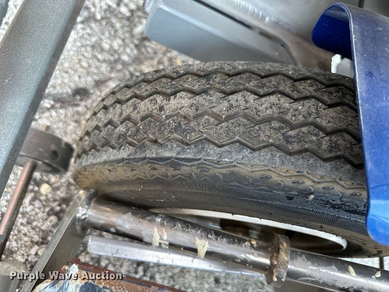 image for item EJ7103 Graco  Thermolazer Promelt striping machine 